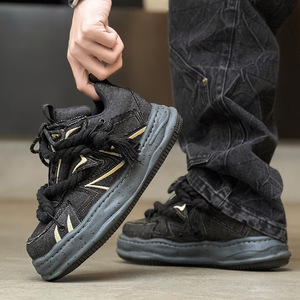 Chaussures de marche légères et antidérapantes pour hommes et femmes, style sportif, à lacets ou à enfiler, en denim, baskets basses avec talon compensé dissimulé - Product Image 2
