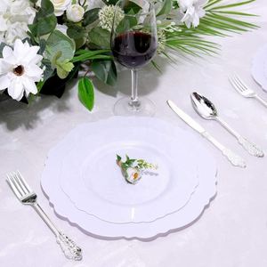 Assiettes à dîner et à dessert en plastique réutilisables et recyclables OEM pour une utilisation personnalisée lors de fêtes - Product Image 1