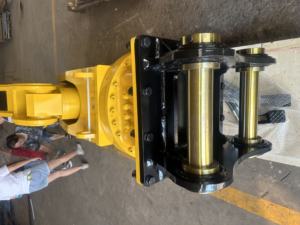 Nuevo Pulverizador Hidráulico Soosan para Excavadoras de 18-24 Toneladas |   Equipo de Demolición de Alta Resistencia para la Construcción |   Trituradora de Concreto - Product Image 5