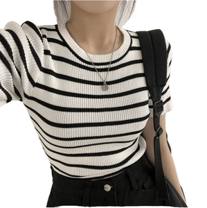 Blusas <span class=keywords><strong>de</strong></span> Punto <span class=keywords><strong>de</strong></span> <span class=keywords><strong>Manga</strong></span> Corta para Mujer, Talla Única, Estilo Moderno 2025, Cuello Redondo, Camisetas a Rayas, Blusas Casuales <span class=keywords><strong>de</strong></span> Verano - Product Image 1