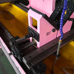 L'affûtage de cylindre hydraulique utilise la machine de rodage de trous profonds CNC - Product Image 5