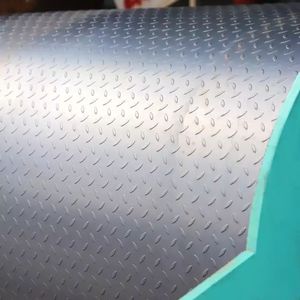 Tôle d'acier à motif <span class=keywords><strong>diamant</strong></span> industriel, panneau de construction durable pour revêtement de sol d'escalier - Product Image 3