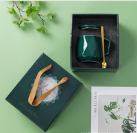 Ensemble cadeau de Noël écologique de luxe en céramique pour la maison : tasse à lait, mug à café, couvercle et cuillère pour cadeaux de mariage