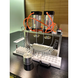 Machine pneumatique à double presse pour la fabrication de barres de shampoing et de bombes de bain, capacité de 100 à 300 pièces/heure, facile à utiliser - Product Image 5