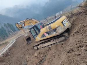 รถขุดตีนตะขาบ CAT 320d มือสอง สภาพดี ขนาด 20 ตัน รุ่น 320DL พร้อมขาย รถขุดไฮดรอลิกมือสอง - Product Image 5