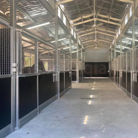 Abri pour chevaux préfabriqué de 3,6 m, mobile, extérieur, avec structure en acier thermolaqué, étable pour chevaux avec remplissage en bambou
