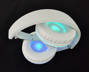 <span class=keywords><strong>Casque</strong></span> <span class=keywords><strong>Bluetooth</strong></span> 5.1 Stéréo à Basses Puissantes Circum-auriculaire <span class=keywords><strong>avec</strong></span> Lumière Respirante pour Gaming et Sport - Product Image 5