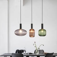 Lustre LED Doré Nordique, Lampe de Chevet Créative à Tige Longue pour Restaurant et Chambre, Luminaire de Bar à Tête Unique, Verre Moderne de Luxe Léger et Compact