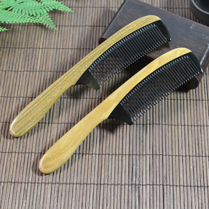 Peine para el cabello de sándalo de 15-20 cm, hecho a mano para adultos y niños, para uso en masajes. - Product Image 3