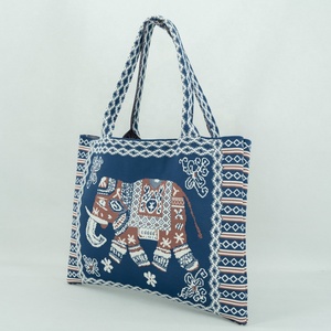 Sac à main fourre-tout tricoté pour femme style national sud-est asiatique motif éléphant - Product Image 4