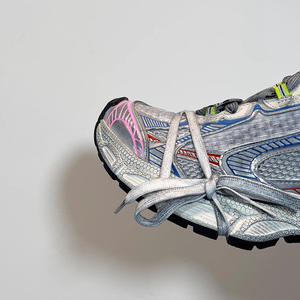 أحذية رياضية عصرية للجنسين بأسلوب إيطالي، مقاسات كبيرة، خفيفة الوزن، مريحة، بنعل مسطح ناعم، برباط، تزيد الطول، تواكب أحدث صيحات الموضة - Product Image 1