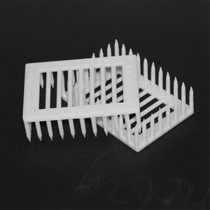 Jaula <span class=keywords><strong>de</strong></span> plástico para marcar <span class=keywords><strong>abejas</strong></span> reina, atrapador <span class=keywords><strong>de</strong></span> <span class=keywords><strong>abejas</strong></span> con espaciado <span class=keywords><strong>de</strong></span> 4mm, aguja para panal <span class=keywords><strong>de</strong></span> colmena, compartimento rectangular, cubierta con cierre para la prisión <span class=keywords><strong>de</strong></span> <span class=keywords><strong>abejas</strong></span> reina - Product Image 3