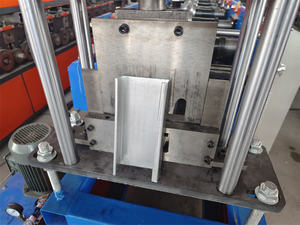 鋼床ジョイスト機C200C250 C300CU母屋ロール成形機 - Product Image 5