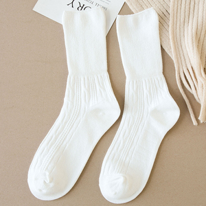 Fábrica de Calcetines Chayan, Venta al por Mayor de Nuevos Calcetines Japoneses Lisos, Calcetines Holgados de Algodón hasta la Pantorrilla, Estilo Harajuku para Mujer - Product Image 3