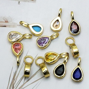 Mini pendentif classique pour femme, en forme de goutte, style pierre de naissance, avec breloques en cristal coloré, design minimaliste et charmant - Product Image 4