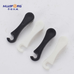 ماكينات Huafang للبيع مباشرة من المصنع إبزيم سلسلة أبيض وأسود للمنسوجات بالجملة - Product Image 1