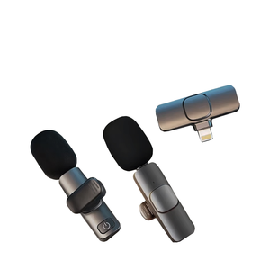 ไมโครโฟนไร้สาย<span class=keywords><strong>ราคา</strong></span>ประหยัดพิเศษ รุ่น K8 แบบหนีบปกเสื้อ แบตเตอรี่ในตัว สำหรับ iPhone ระบบตัดเสียงรบกวนอัจฉริยะ รูปแบบการรับเสียงแบบคาร์ดิออยด์ สำหรับการถ่ายทอดสด - Product Image 1