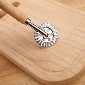 Cortador de Pastel de Aleación de Zinc, Rodillo para Pizza, Cuchillo para Galletas, <span class=keywords><strong>Molde</strong></span> para Repostería, Cortador de Galletas - Product Image 3