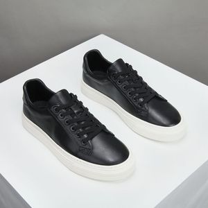 Zapatillas de deporte de cuero PU liso blanco puro, diseño clásico con cordones, suela exterior gruesa cosida, minimalista, combina con todo, zapatos para hombre - Product Image 3