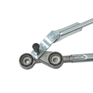 4L1955023F เชื่อมต่อที่ปัดน้ำฝนสำหรับรถยนต์ Audi Q7กระจกบังลม - Product Image 5