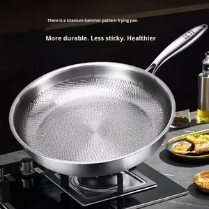 Poêle à frire plate en alliage de titane non revêtue avec motif martelé pour une cuisson saine - Product Image 5