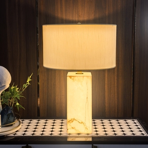 Direct leverbaar Luxe Alabaster Lamp Decoratieve Messing Tafellamp Grote Hotel Villa Woonkamer Slaapkamer Zijtafellamp - Product Image 5