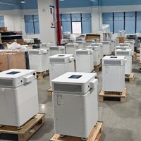 YONGJIADA Sistema de Almacenamiento de Energía Solar para el Hogar con Inversor Integrado en la Computadora 3.6KW 6KW 12KWESS 8kWh 16kWh 30kWh 220V Fuera de Red LiFePo4 Sólido