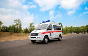 Ambulance neuve SAIC MAXUS 4X2 Diesel manuelle à empattement long, véhicule de transport d'urgence, norme d'émission EURO 5, à vendre en Malaisie - Product Image 5