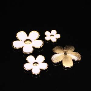 Accessoires en alliage DIY, accessoires vestimentaires, matériaux <span class=keywords><strong>de</strong></span> décoration faits à <span class=keywords><strong>la</strong></span> main en métal - Product Image 1