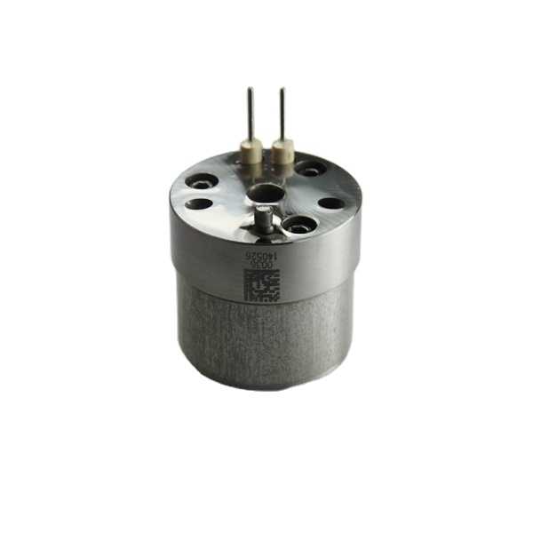 Diesel fuel injector control valve 7206-0379 common rail control valve for Volvo 20130583 20440388 20500620 21586284 3587147