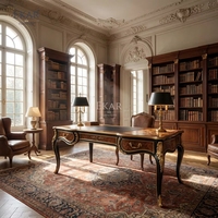 Bureau de direction en marqueterie dorée Sovereign |   Table d'écriture classique française de luxe en laque noire - EKAR