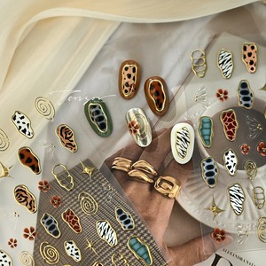 Pegatinas Retro para <span class=keywords><strong>Uñas</strong></span> con Estampado <span class=keywords><strong>Animal</strong></span>, Estrellas Doradas, Flores y Diseños Geométricos, Estampado de Leopardo, Rayas de Cebra, Estampado de <span class=keywords><strong>Vaca</strong></span>, Calcomanías para Manicura - Product Image 2