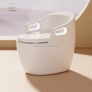 Toilette intelligente en céramique pour le marché européen, idéale pour les hôtels, avec chauffage de siège, télécommande, accoudoir coloré, siphon de salle de bain - Product Image 2