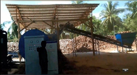 Machine de décoration de cosse de noix de coco de grande capacité/machine d'extraction de fibre de coco de noix de coco