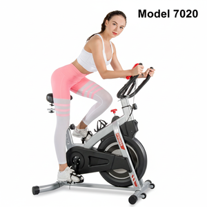Vélo d'exercice populaire pour le cyclisme, vélo de spinning avec volant d'inertie de 6 kg, écran LCD et test de fréquence cardiaque manuel - Product Image 1