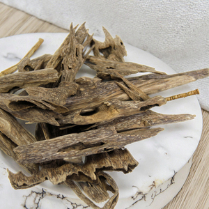 Brûleur de Bakhoor en bois d'Oud Double Grade, organique, à forte teneur en résine, parfum longue durée, encens pur Oud Vietnam Bois de Santal AOW3 - Product Image 2