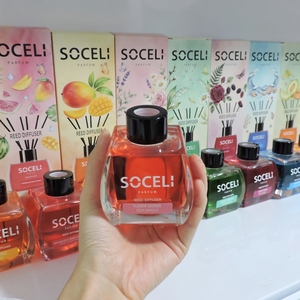 ลดราคา! น้ำหอมปรับอากาศแก้ว 120 มล. ธรรมชาติ ปลอดสารพิษ ปราศจากแอลกอฮอล์ กลิ่นหอมยาวนาน สำหรับรถยนต์ บ้าน โรงแรม SOCELI - Product Image 4