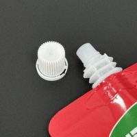 Fabricant de pochettes souples personnalisées de qualité alimentaire pour ketchup et sauce tomate avec bec verseur