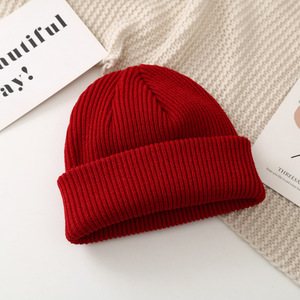 Vente en gros Chapeau en laine chaud d'automne et d'hiver pour femmes Chapeau tricoté épais pour hommes Chapeau simple en peau de melon - Product Image 6