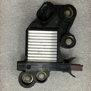Régulateur de tension d'alternateur de voiture neuf d'origine Bosch 0272220902 0272220902 pour DISCOVERY L319 L538 - Product Image 2