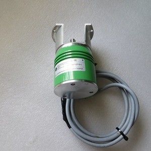 Encoder Industrial Elco EAM58CR4096/4096G8/28SXX10S3PCR Tipo Incremental para Sistemas de Automatización - Product Image 2