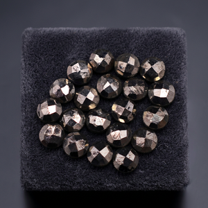 Pirita Natural en Bruto, Corte Redondo de 3mm-25mm, Gema Dorada Altamente Pulida para Joyería - Product Image 3