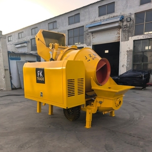 Dieselbetriebene Betonpumpe: Eine Baumaschine zum Transportieren von Beton im Hausbau Betonmischer-Pumpe - Product Image 3