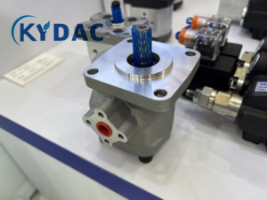 Động cơ quay thủy lực HD715-06001 cho máy bơm thủy lực Furukawa 4-250acas-f cho thiết bị nặng 4-250 Series - Product Image 6