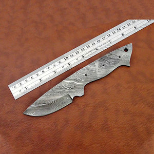 Couteau de chasse industriel OEM en gros, lame vierge personnalisable en acier Damas, couteau de chasse à lame fixe, droit et tranchant - Product Image 1