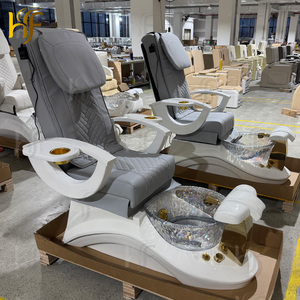 <span class=keywords><strong>Fauteuil</strong></span> de pédicure électrique moderne et luxueux avec base noire, fonction de massage inclinable et éclairage intégré pour soins <span class=keywords><strong>des</strong></span> <span class=keywords><strong>pieds</strong></span> et spa - Product Image 2