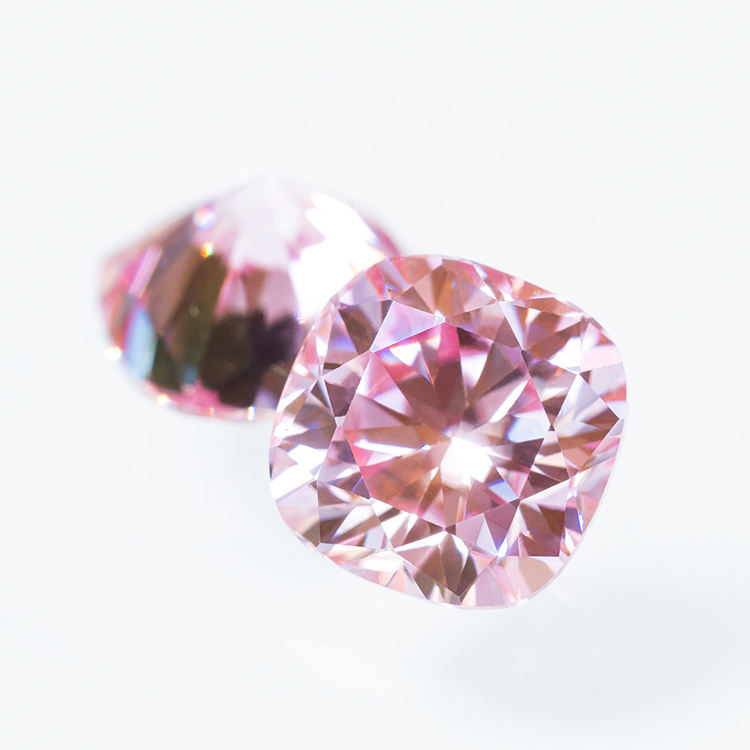 สีชมพูอ่อน