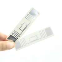 Étiquette adhésive RFID UHF passive à longue portée pour la gestion des actifs logistiques
