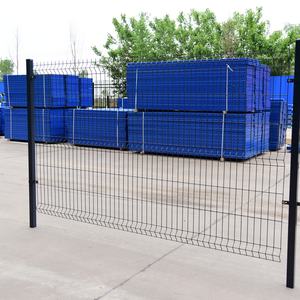 Vouwbare, transparante, goedkope, populaire vierkante PVC-gecoate 3D-gebogen gelaste ijzeren gaashekwerk voor huis, tuin, buiten en spoorweg. - Product Image 5