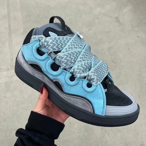 Baskets tendance en cuir véritable à plateforme épaisse, lacets larges, chaussures de skate décontractées, chaussures de ville pour couple - Product Image 1